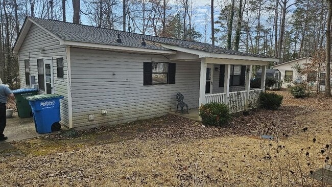 Building Photo - 8618 Newgrass Ln