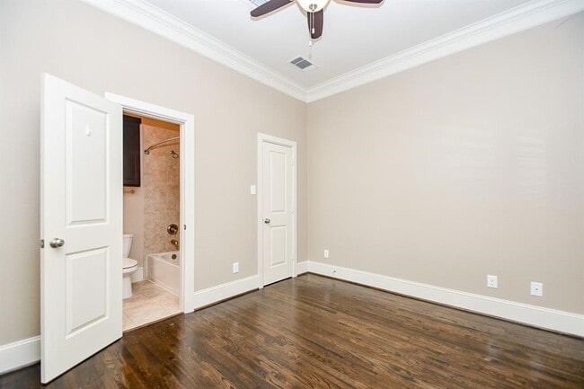 Photo - 716 Nicholson St