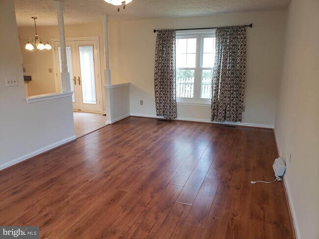 Photo - 7620 Regency Glen Dr