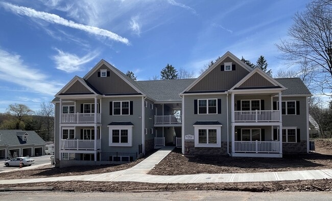 Building Photo - 64 E Mitchell Ave Unit 7 Rental