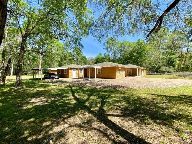 Building Photo - 10451 N Essex Dr Rental