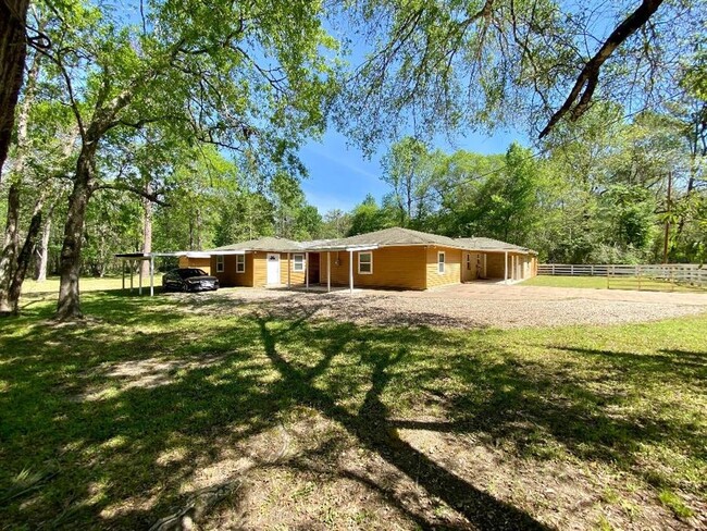 Photo - 10451 N Essex Dr House