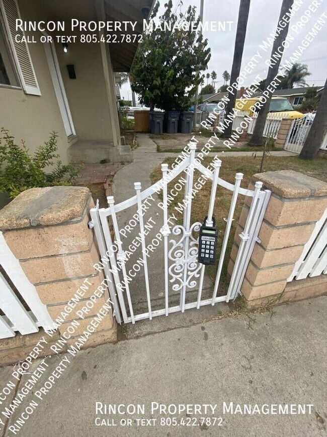 Single room rental in two bedroom home! Unidad 1 Oxnard, CA