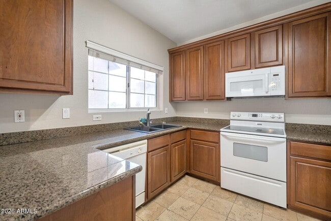 Photo - 1633 E Lakeside Dr Unit 109