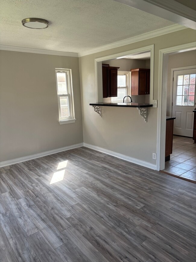 Photo - 1209 Covedale Ave