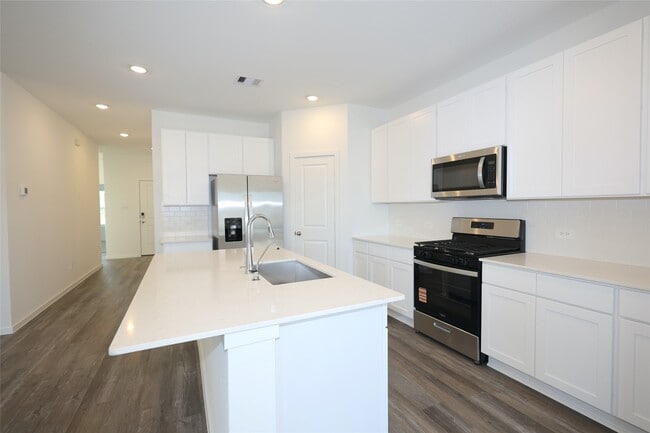 Photo - 27727 Oasis Rdg Dr