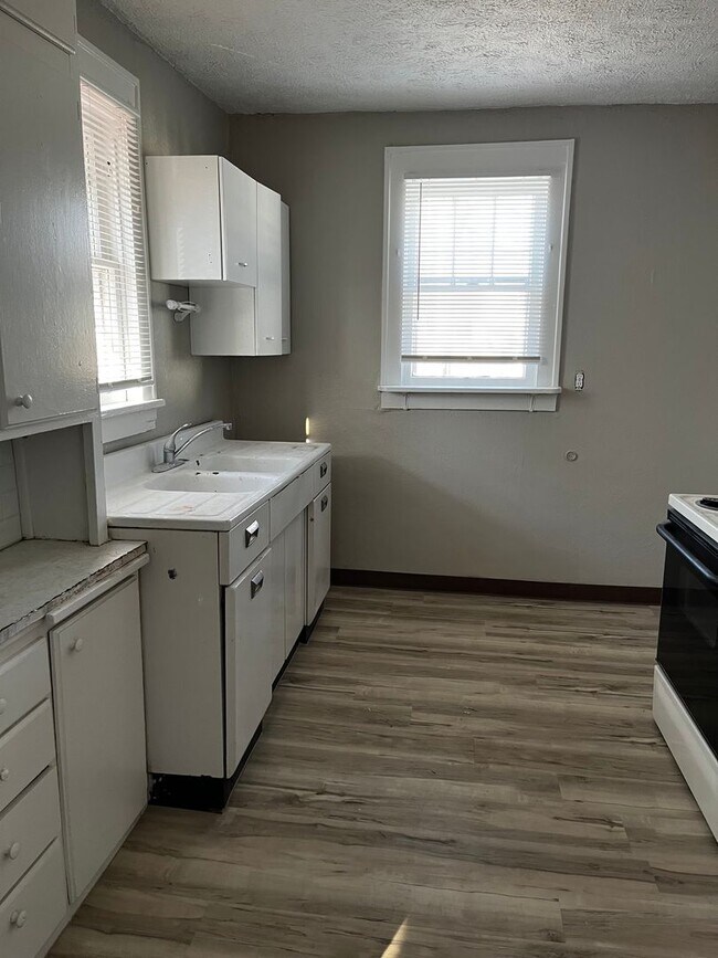 Photo - 1541 Whittier St Unit 1541 Whittier Street A