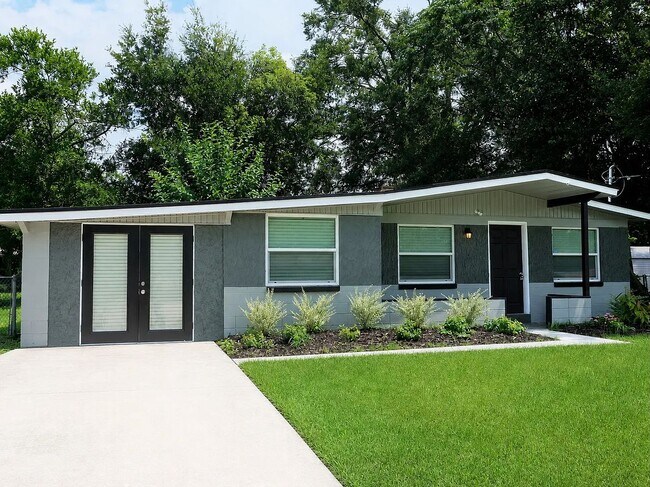 Building Photo - 417 Gano Ave