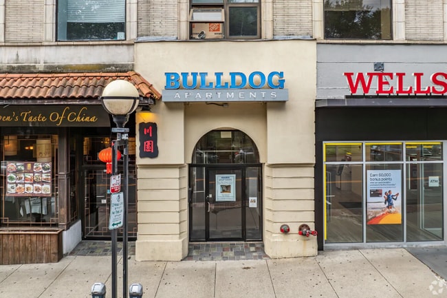 Building Photo - 954-960 Chapel St Rental