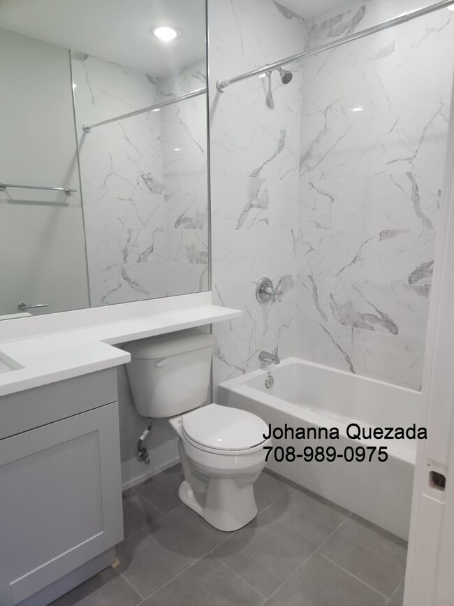 Photo - 440 W Belden Ave
