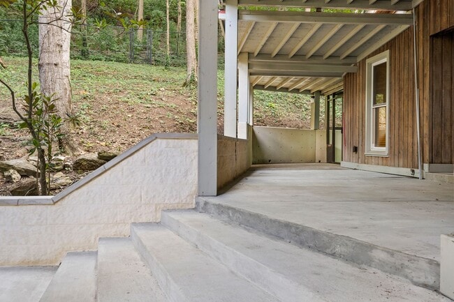 Photo - 5729 Stoneway Trail