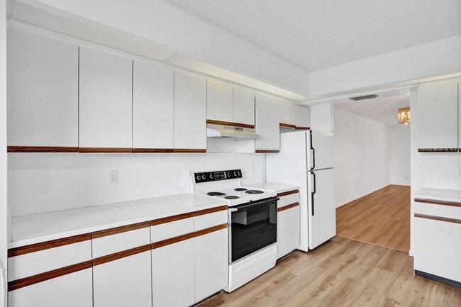 Photo - 1501 Cayman Way Unidad C4