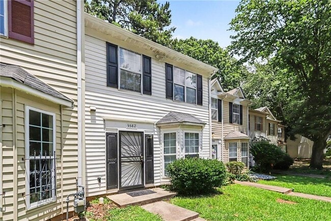 Photo - 5582 Stonington Trace Pkwy