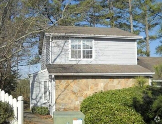 Building Photo - 5691 Waterford Ct Rental