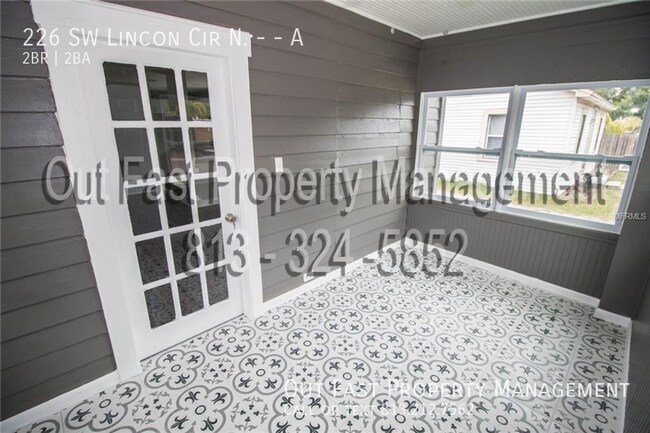 Photo - 226 SW Lincoln Cir N Unit A