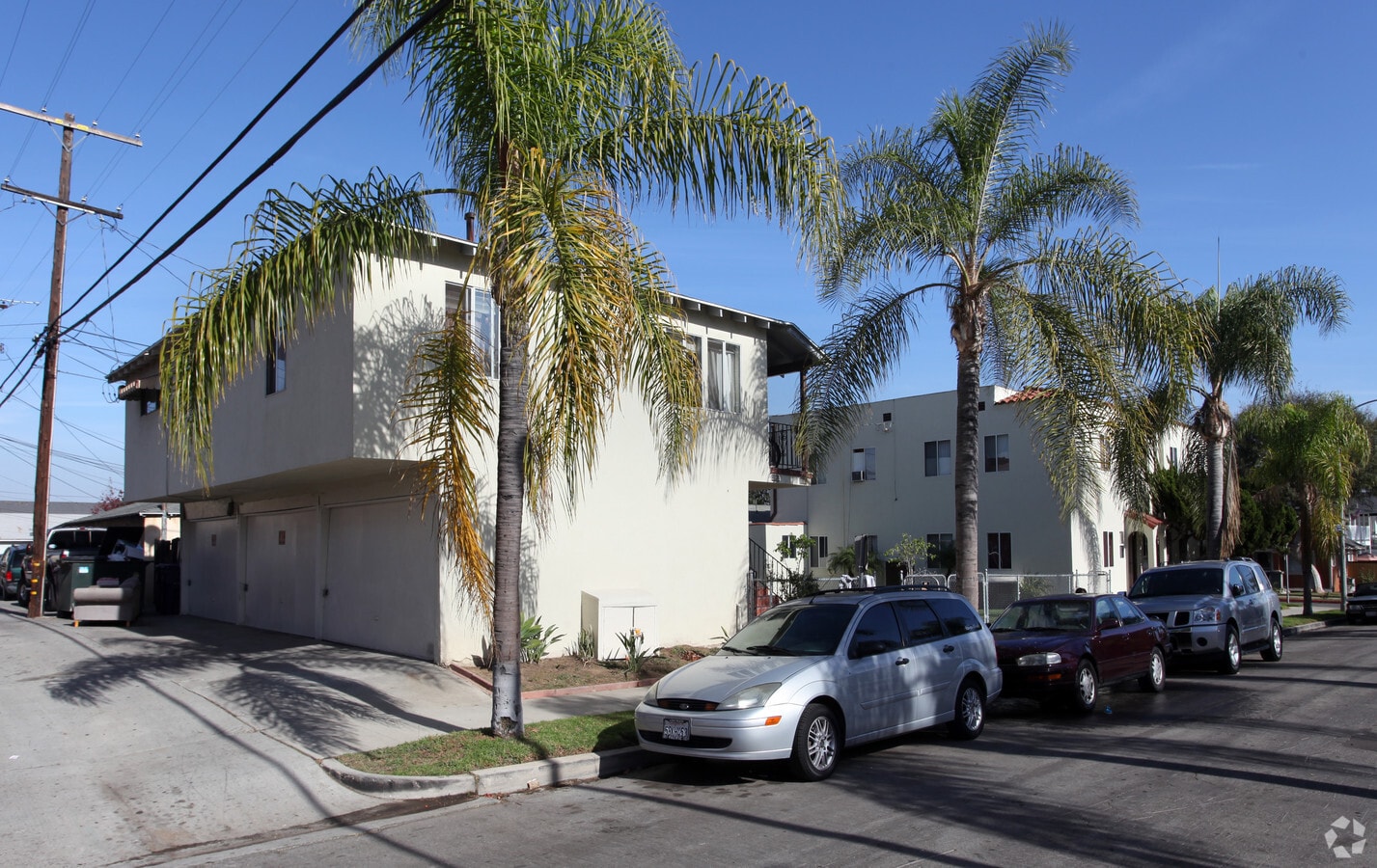 Photo - 1053-1057 Mira Mar Ave