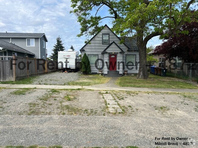 Building Photo - 1619 E 34th St Rental