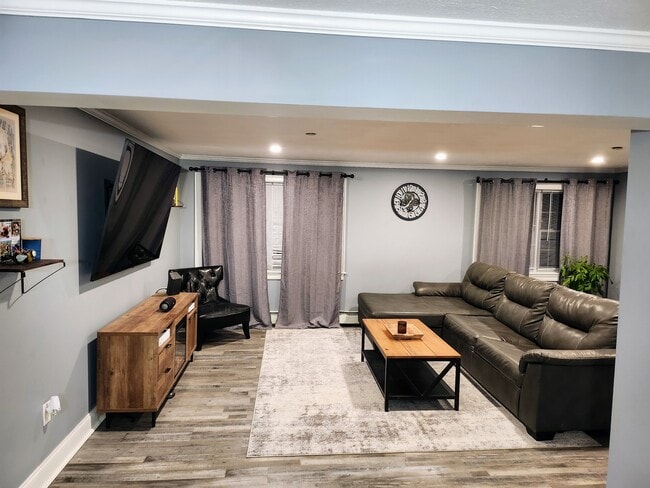 Photo - 31 Elliott St Unit 1b