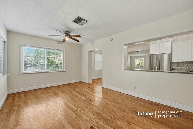 Photo - 2701 S Manhattan Ave