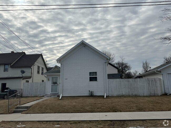 Building Photo - 1509 Bell Ave Rental