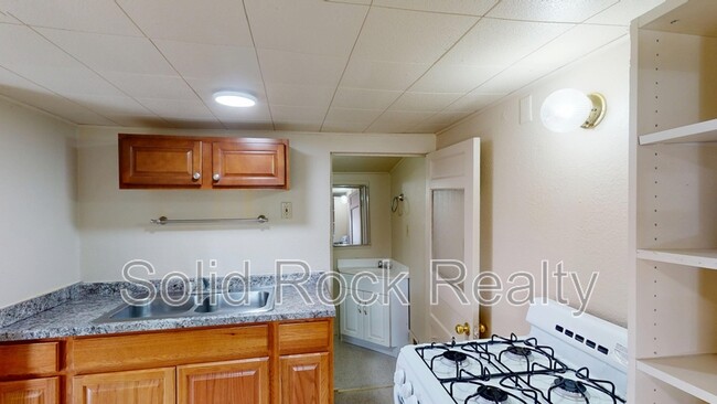 Photo - 3137 W Kiowa St