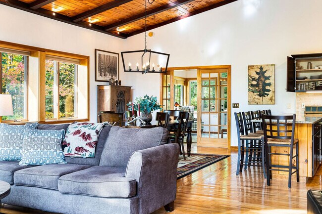 Photo - 99 Mittenwald Strasse Unidad ID1333610P