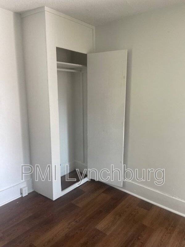 Photo - 1004 17th St Unit 2