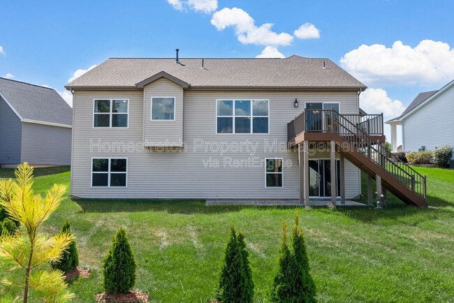 Photo - 521 Upper Ridgepointe Ct