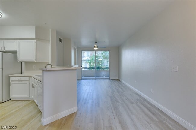 Photo - 7139 S Durango Dr Unit 210