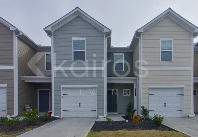 Building Photo - 215 Long Is Dr