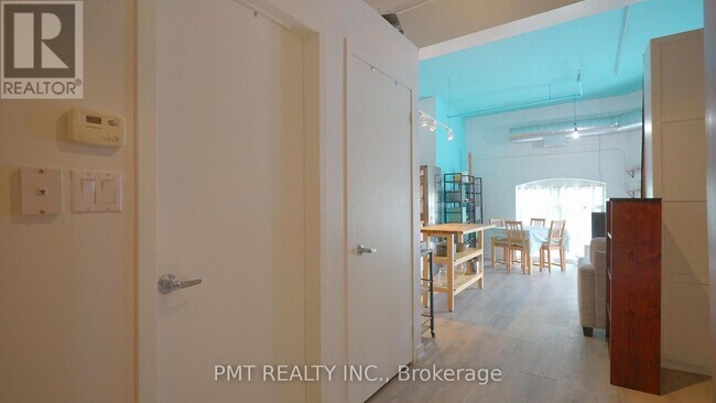 Photo - 284 St Helens Ave Unit 124