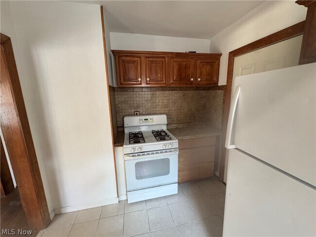 Photo - 1355 West Blvd Unit 2