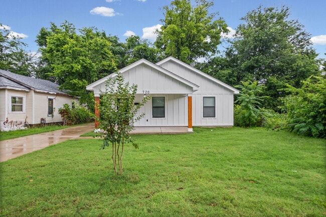 Building Photo - 720 Lipford St