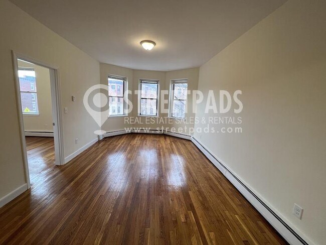 Photo - 1 bedroom in Boston MA 02134