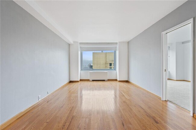 Photo - 320 Fort Duquesne Blvd Unit Gateway Towers 23O