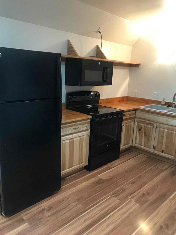 Building Photo - 12 S Mikes Pike St Rental