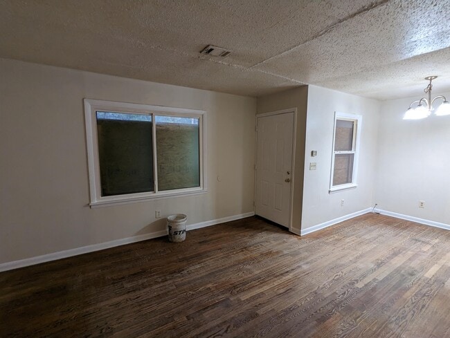 Photo - 2803 Marco Dr NW