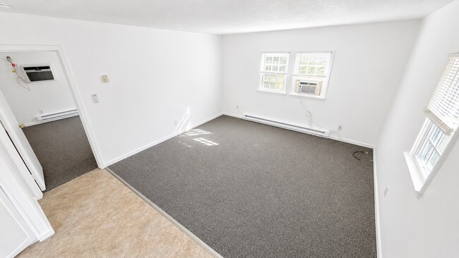 2 Cedar Hill Cir Unit Cedar Hill Cir - Apt B