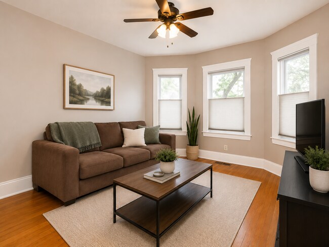 79 Topliff St Unit 2