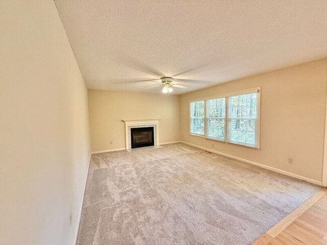 Photo - 103 Wabash Cir