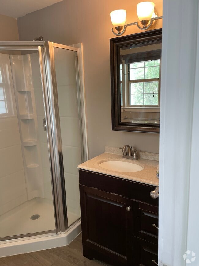 Building Photo - 148 Heather Croft Rental