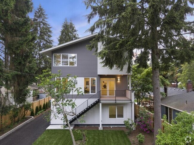 Building Photo - 13755 1st Ave NW Rental