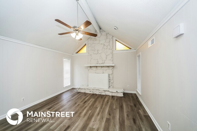 Photo - 3453 Cloudland Dr