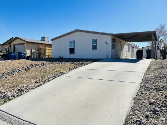 Building Photo - FULL TIME RENTAL 3BD/2BA IN BULLHEAD CITY, AZ