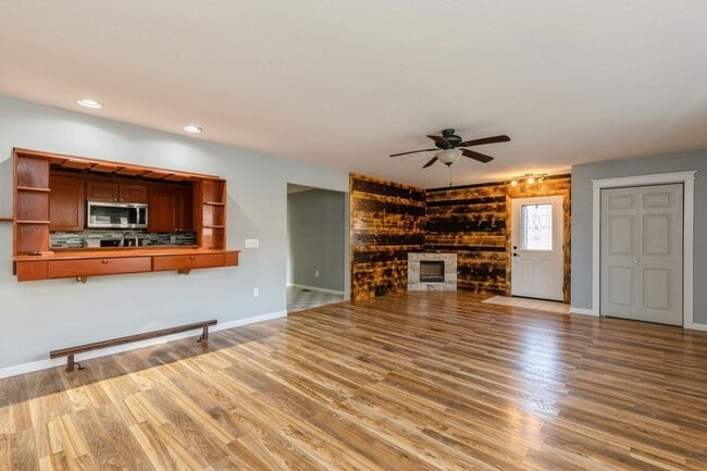 Photo - CHARMING RANCH!! 3 Bedroom, 2 Bath Home in Windsor Heights