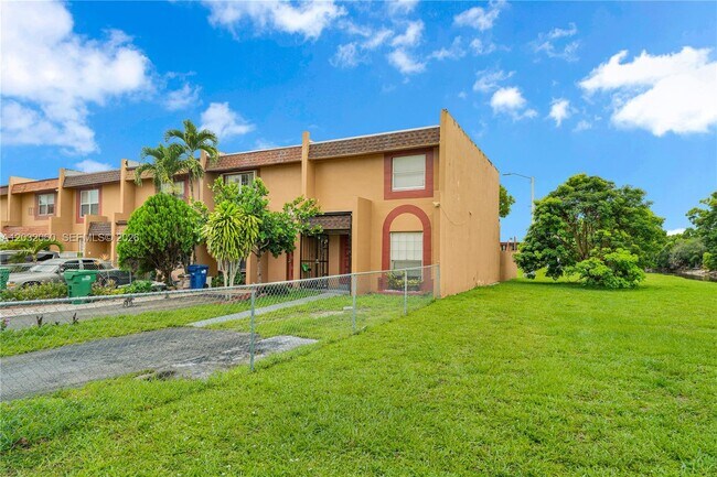 Photo - 2790 NW 196th St