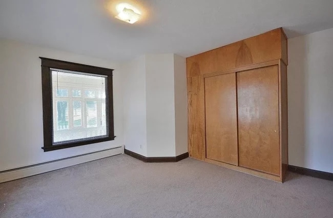 Photo - 616 Maple Ave