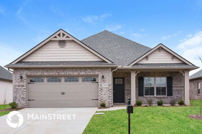 Building Photo - 14668 Greenleaf Dr Rental