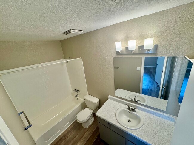 1 BR 1 BA Bathroom