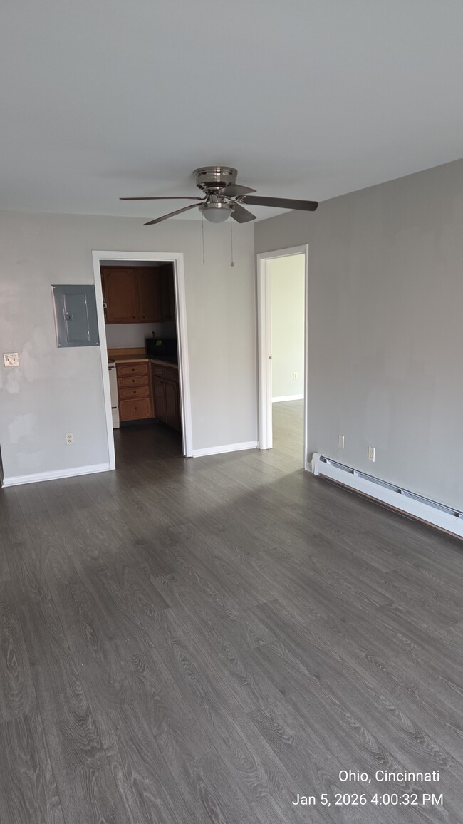 Photo - 1809-1813 Mears Ave